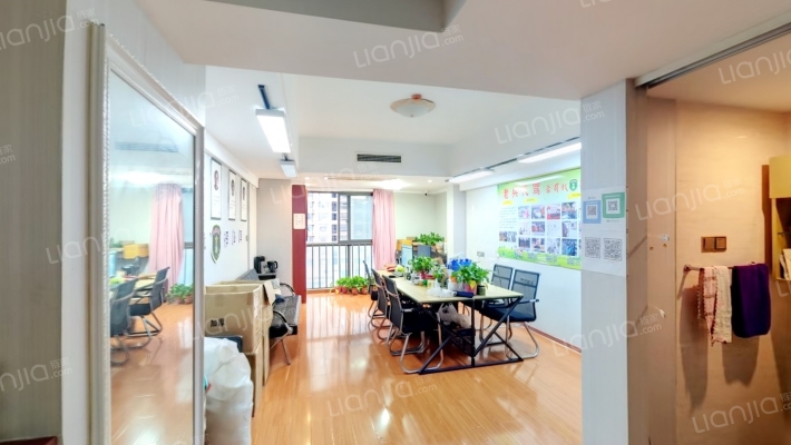 天伦金三角二手房实景图