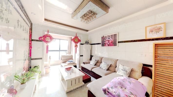 天麓尚层二手房实景图