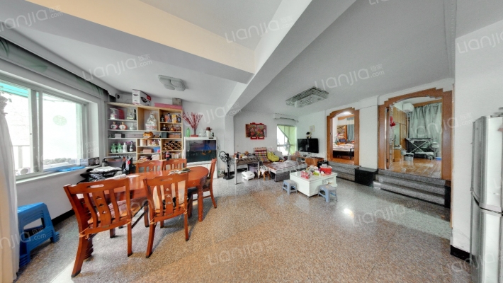 金马新苑二手房实景图