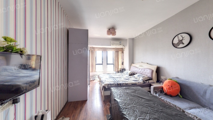 朗俊中心二手房实景图