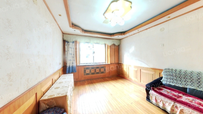 新吉林小区二手房实景图