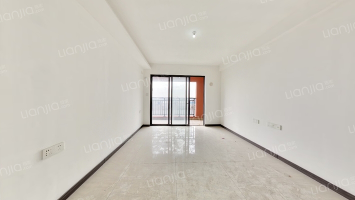 万科金色里程二手房实景图