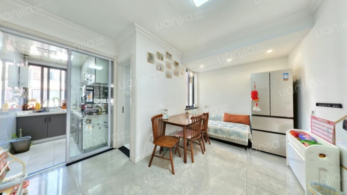 大龙港新村二手房实景图