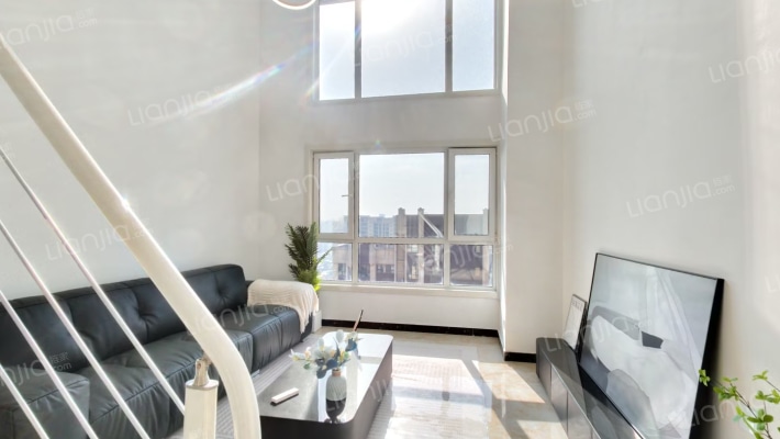 华远海蓝城二期二手房实景图