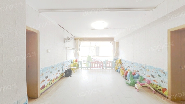 二二八厂宿舍二手房实景图