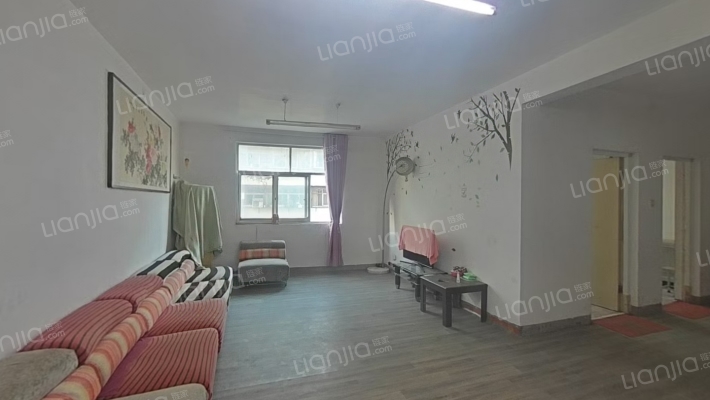 湛河分局家属院二手房实景图