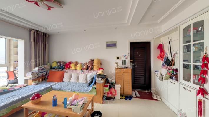 中高名人国际花园二手房实景图