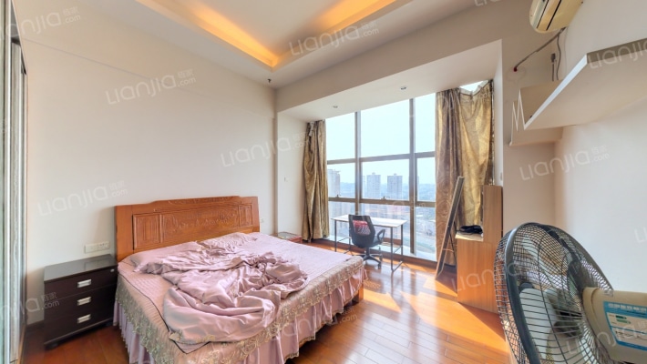 地标大厦二手房实景图