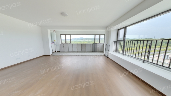 鑫都森林山二手房实景图