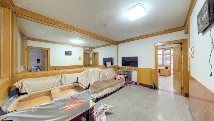 青年路乙六号院二手房实景图