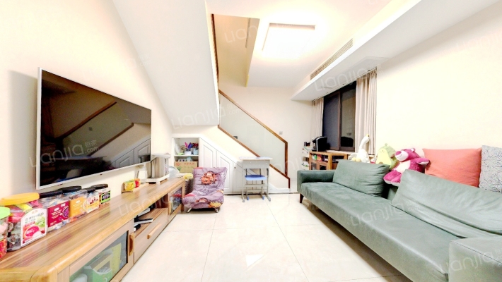 水岸雅苑二手房实景图