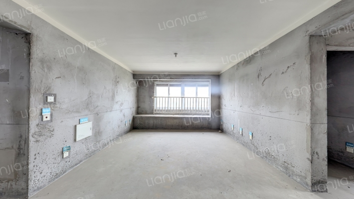 珑翠芳庭二手房实景图