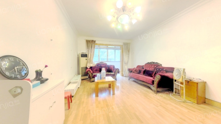 西马棚街2号二手房实景图