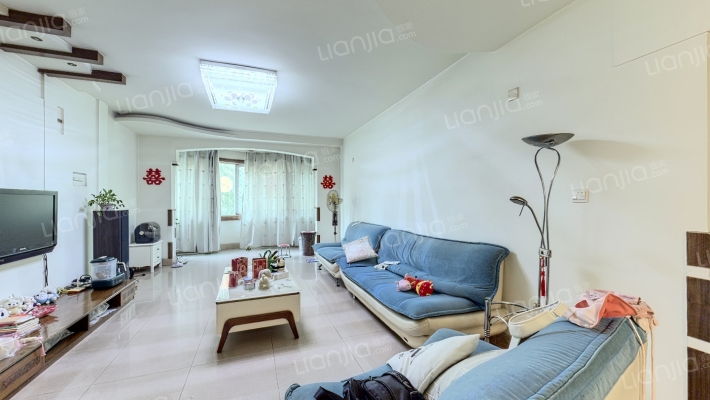 辰居路244号二手房实景图