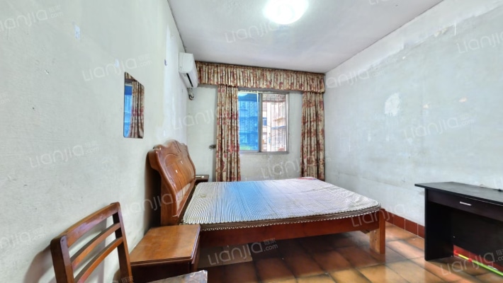 落虹桥街6号院二手房实景图