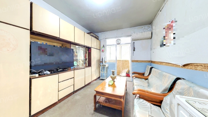 伏牛路139号二手房实景图