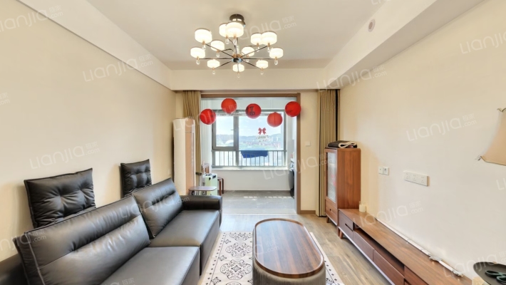 雪山万科城A10区揽月园二手房实景图