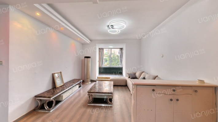 京龙名苑二手房实景图