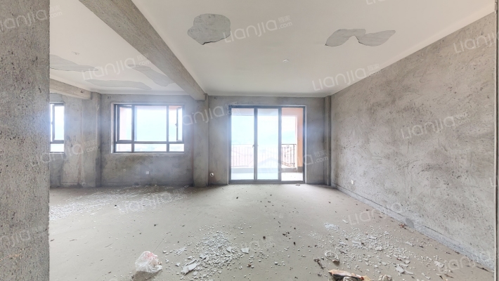 水岸瑶琳二手房实景图