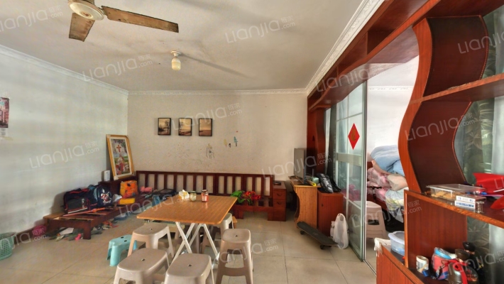 城建小区二手房实景图