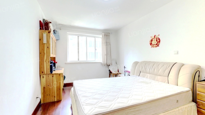 东方公寓(虹口)二手房实景图