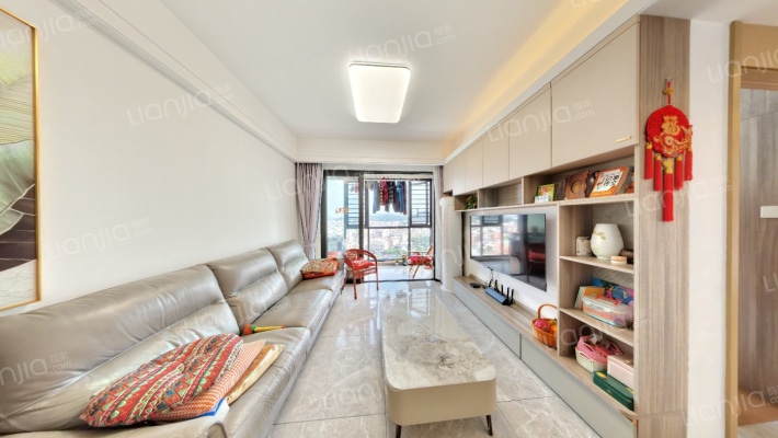 保利湾上二手房实景图