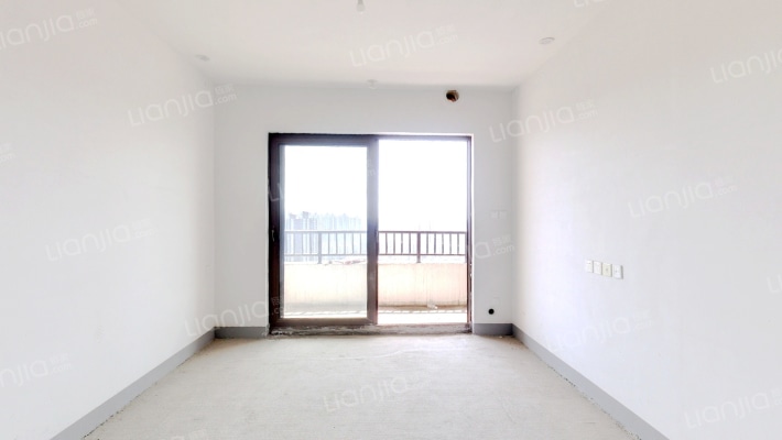 富力·开远城F区二手房实景图