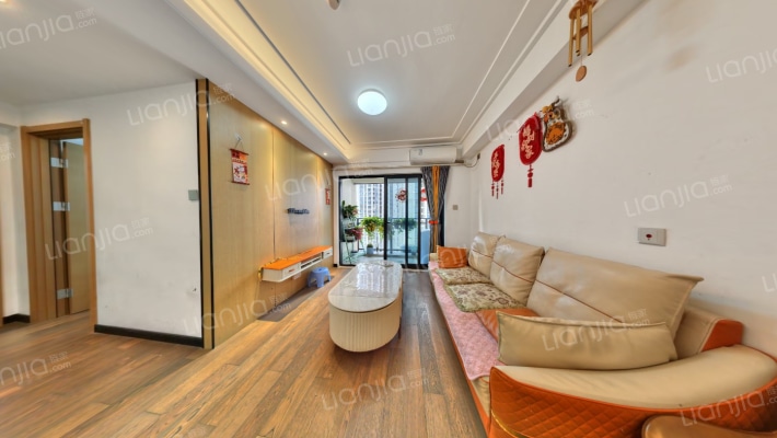 金地龙城中央三期二手房实景图