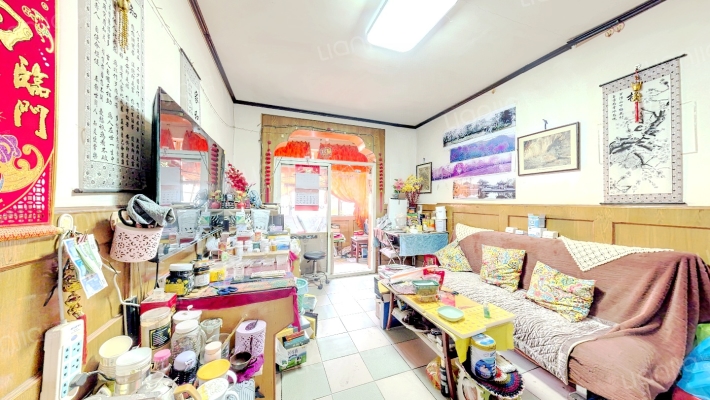 昆十六中宿舍区二手房实景图