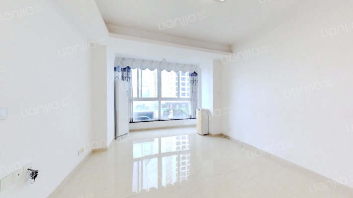 财富广场二手房实景图