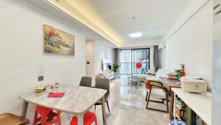 保利罗兰国际四期二手房实景图