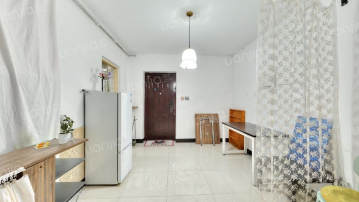 丽雅苑二手房实景图