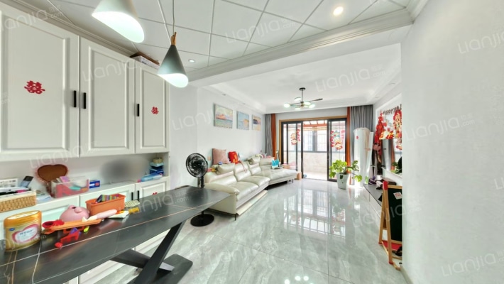 一里洋房二手房实景图