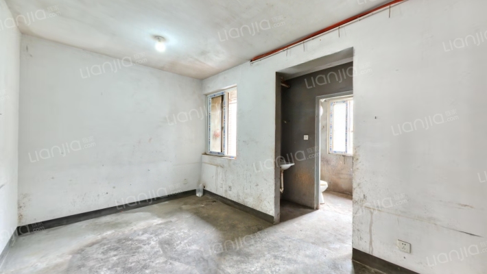 石雪公寓西区二手房实景图