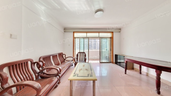 惠中家属楼二手房实景图