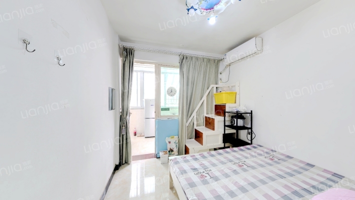 嘉年华花园学生公寓二手房实景图