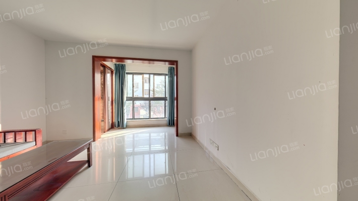 南菱花园二手房实景图