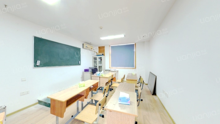 东方商务中心二手房实景图