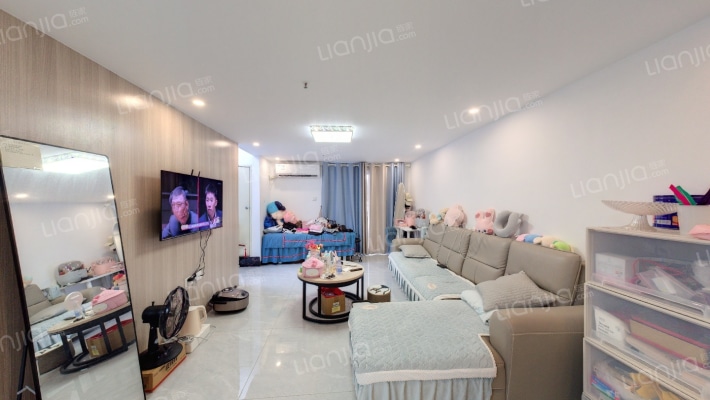 德基广场天悦二手房实景图