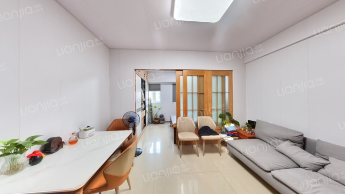 盛世龙湖商业中心二手房实景图