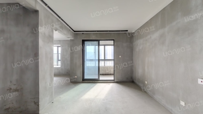 丁山华庭二手房实景图