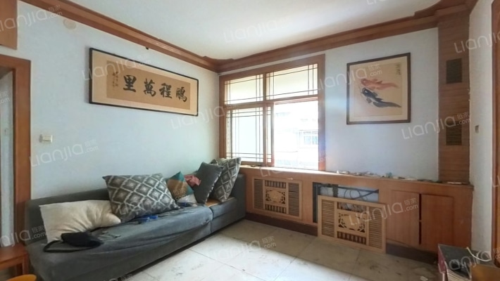 楝香街37号二手房实景图