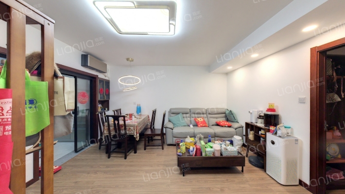 新华小区（龙吴路5599弄）二手房实景图