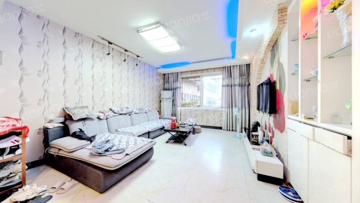 新华公寓二手房实景图