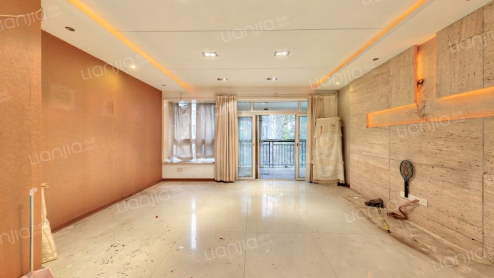 骑龙山庄(南岸)二手房实景图