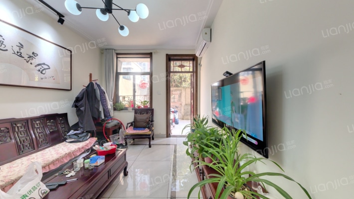 液压件厂宿舍二手房实景图