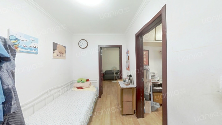 积善里二手房实景图