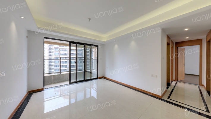 依云湾二手房实景图