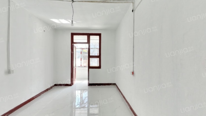 解放路二段333号院二手房实景图