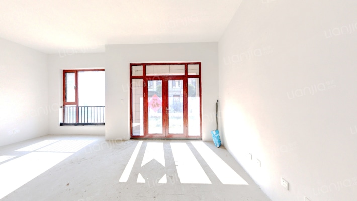 巴黎一号二手房实景图